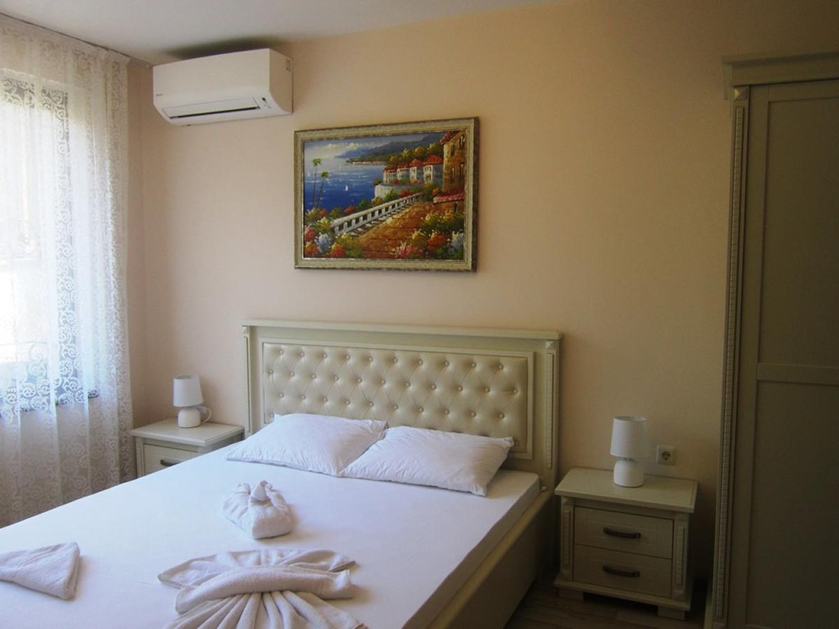 Aparthotel Artur สวิติ วลัส ภายนอก รูปภาพ