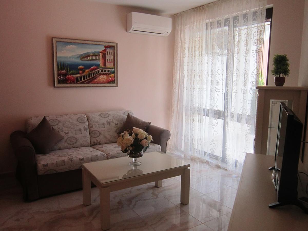 Aparthotel Artur สวิติ วลัส ภายนอก รูปภาพ