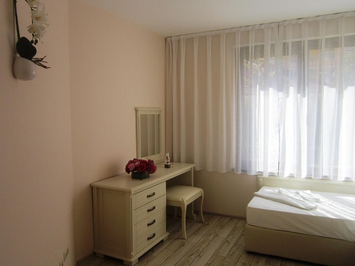 Aparthotel Artur สวิติ วลัส ภายนอก รูปภาพ